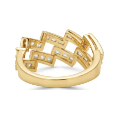 0.89 CTTW Mens Cuban Link Diamond Wedding Band in 10K Yellow Gold thumbnail 3