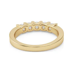 0.84 CTTW Five-Stone Shared Prong Wedding Band in 14K Yellow Gold thumbnail 3