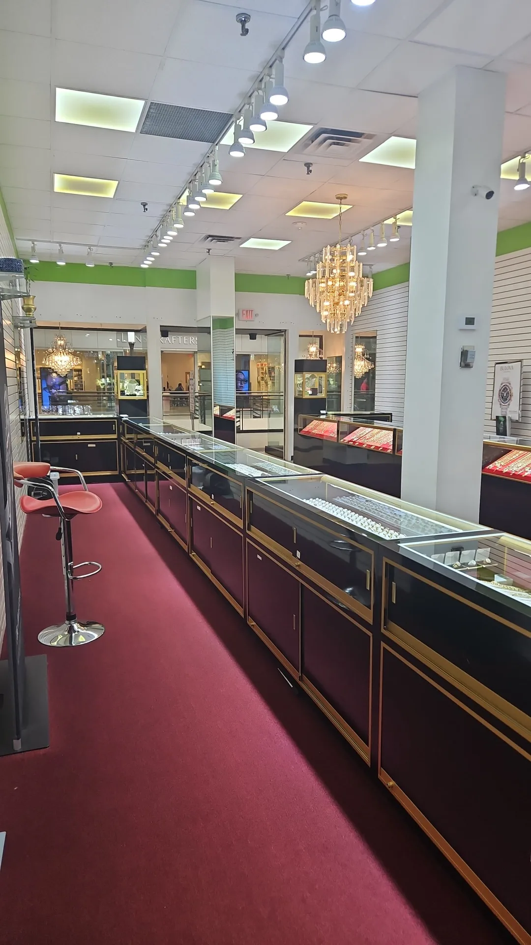 Town and Country Jewelers showroom in Mesquite, Texas
